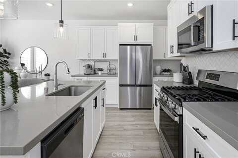 4058 SPRING HAVEN Lane, Corona, CA 92883