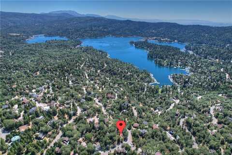 27588 Matterhorn Drive, Lake Arrowhead, CA 92352