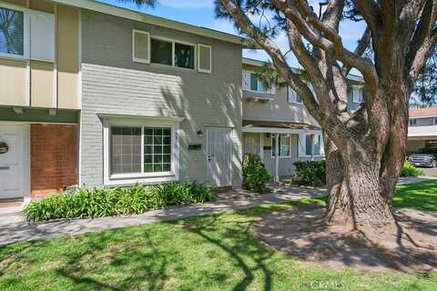 19846 Kingswood Lane, Huntington Beach, CA 92646