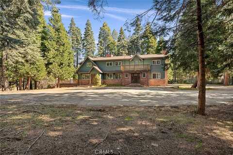 28525 Sycamore Drive, Lake Arrowhead, CA 92385