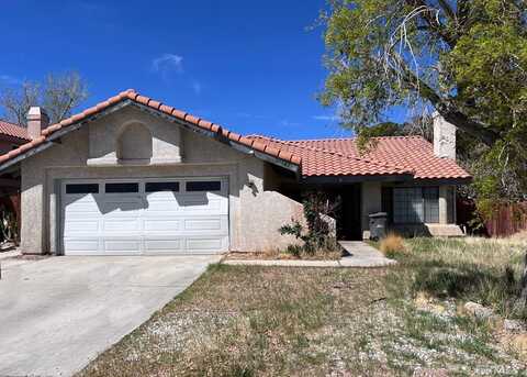 37543 Royal Court, Palmdale, CA 93552