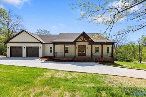 288 Rush Circle, Guntersville, AL 35976