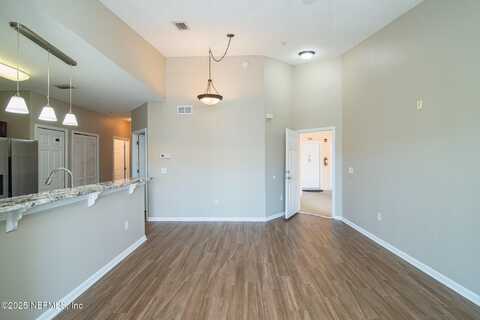 8235 LOBSTER BAY Court unit: 305, Jacksonville, FL 32256