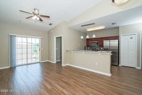8235 LOBSTER BAY Court, Jacksonville, FL 32256