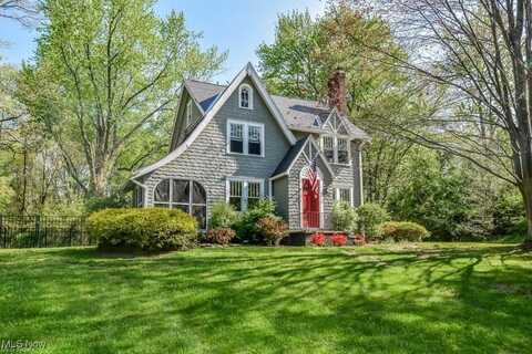6747 Fulton Drive NW, Canton, OH 44718