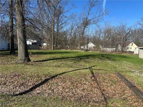 Pearl Ave, Lorain, OH 44055