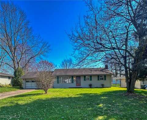 1555 Country Club Avenue, Youngstown, OH 44514