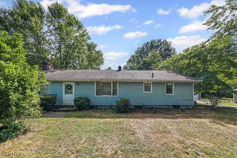11960 Freshley Avenue NE, Alliance, OH 44601