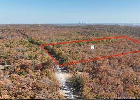 5 Thousand Oaks Road, Sand Springs, OK 74063