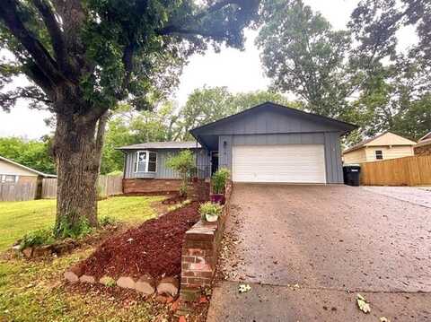 919 Mike Avenue, Tahlequah, OK 74464
