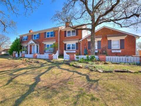 614 Oak Ridge Drive, Sand Springs, OK 74063