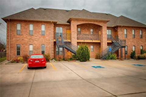 1812 E Alameda Street, Norman, OK 73071