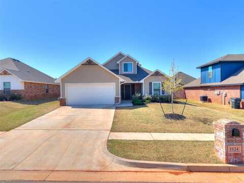 1624 NE 33rd Street, Moore, OK 73160