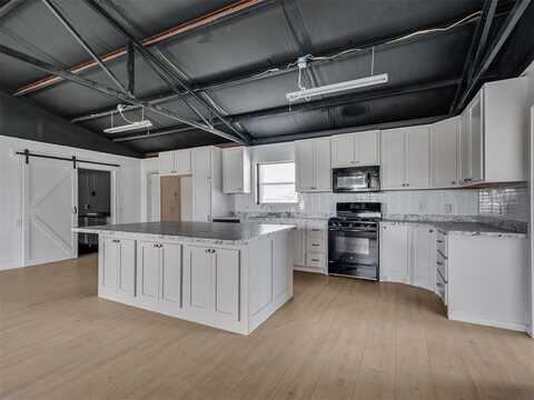 1018 County Street 2937, Tuttle, OK 73089