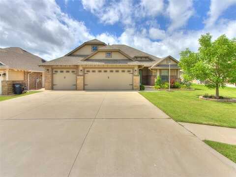 2704 Pebble Creek Street, Moore, OK 73160