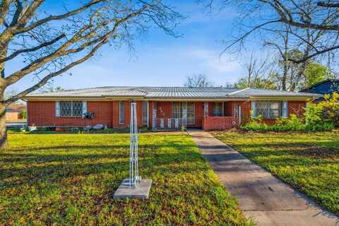 2901 S Murco Drive, Mineral Wells, TX 76067