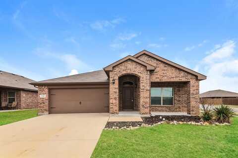 9300 Herringbone Drive, Fort Worth, TX 76131