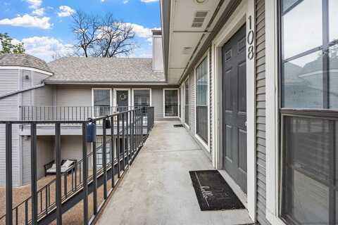 218 N Beacon Street, Dallas, TX 75214
