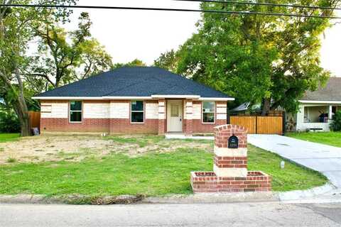 2208 N Beaton Street, Corsicana, TX 75110