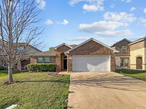 536 Goldstone Lane, Fort Worth, TX 76131