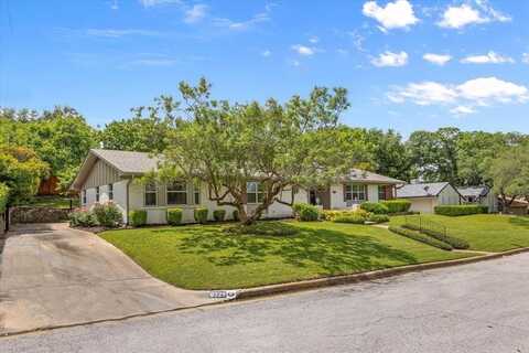 6329 Halifax Road, Fort Worth, TX 76116