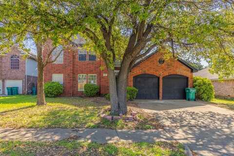 211 Moss Drive, Cedar Hill, TX 75104