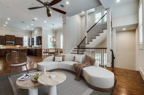 2110 Helsminster Drive, Dallas, TX 75201