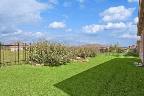 833 Rough Hollow Drive, McKinney, TX 75071