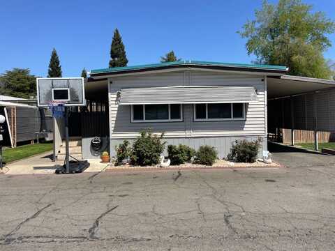 6025 Dias Ave #179, Sacramento, CA 95824