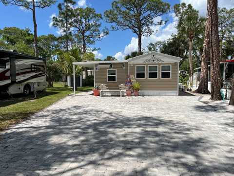 1300 N River Rd, Venice, FL 34293