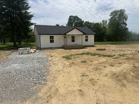 2765 Banner Springs Rd, Jamestown, TN 38556