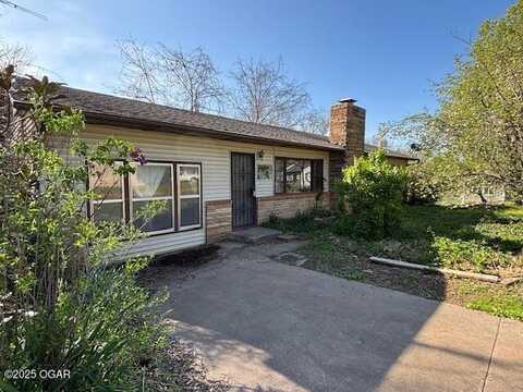 112 Pryor, Monett, MO 65708