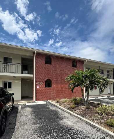 4550 OVERLOOK DRIVE NE, Saint Petersburg, FL 33703
