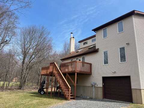 104 Thornberry Lane, Blakeslee, PA 18610