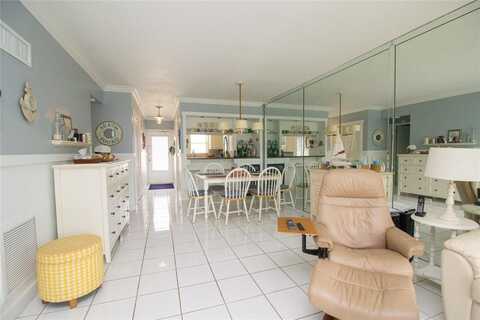 298 SE 6th Ave, Pompano Beach, FL 33060