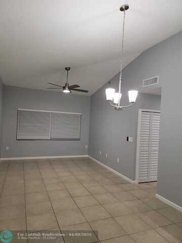 2901 Riverside Dr, Coral Springs, FL 33065