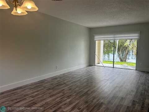 3477 NW 44th St, Lauderdale Lakes, FL 33309