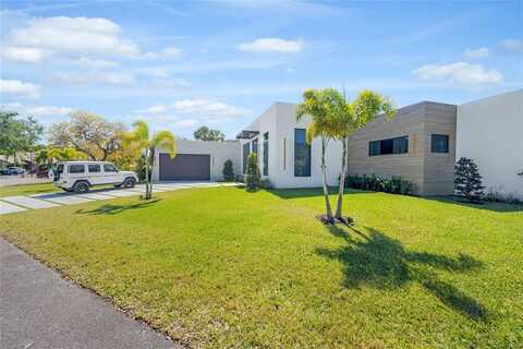 1000 SW 93rd Ave, Plantation, FL 33324