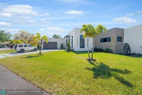 1000 SW 93rd Ave, Plantation, FL 33324
