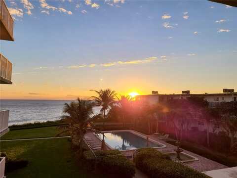 4450 Highway A1a unit: 303, Vero Beach, FL 32963