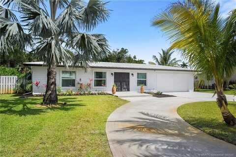 313 SE Flamingo Avenue, Stuart, FL 34996