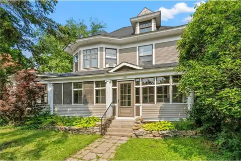 2351 Bayless Place, Saint Paul, MN 55114