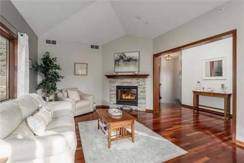 10840 57th Avenue N, Plymouth, MN 55442