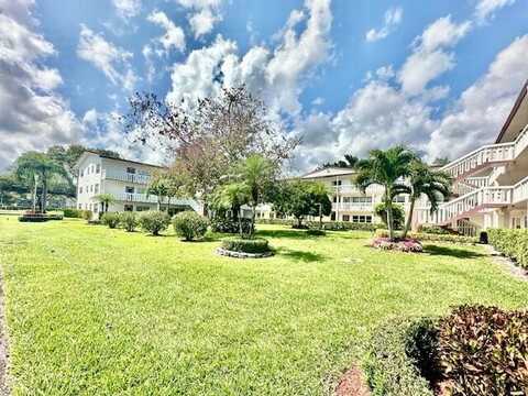 393 Fanshaw J, Boca Raton, FL 33434