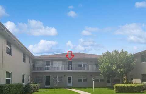 7 Lake Vista Trail, Port Saint Lucie, FL 34952
