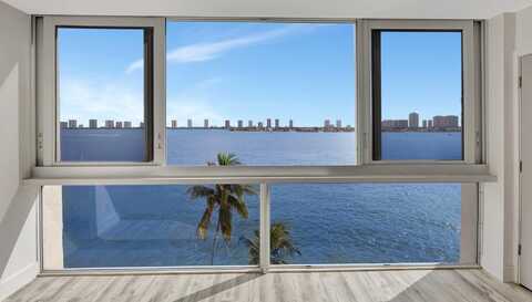 301 Lake Shore Drive, Lake Park, FL 33403
