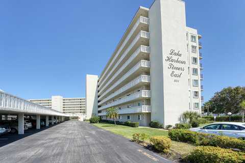 801 Lake Shore Drive, Lake Park, FL 33403