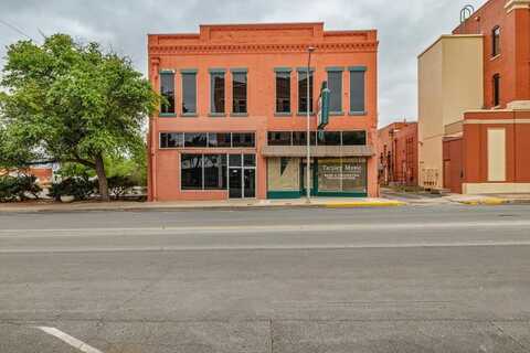 13 E Twohig Ave, San Angelo, TX 76903