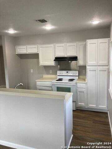 1225 CHURING DR, San Antonio, TX 78245