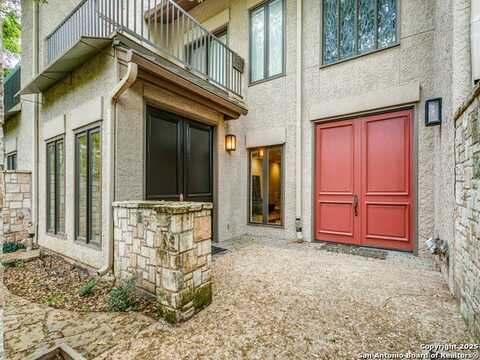 8000 Donore, San Antonio, TX 78229